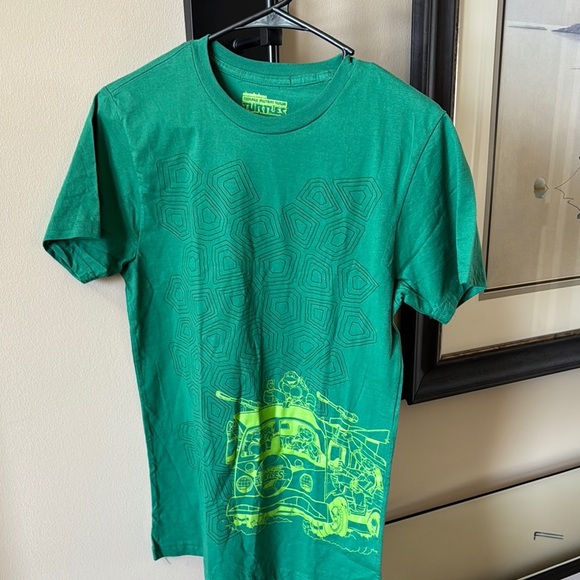 Nickelodeon Other - Nickelodeon Green Teenage Mutant Ninja Turtles Tee